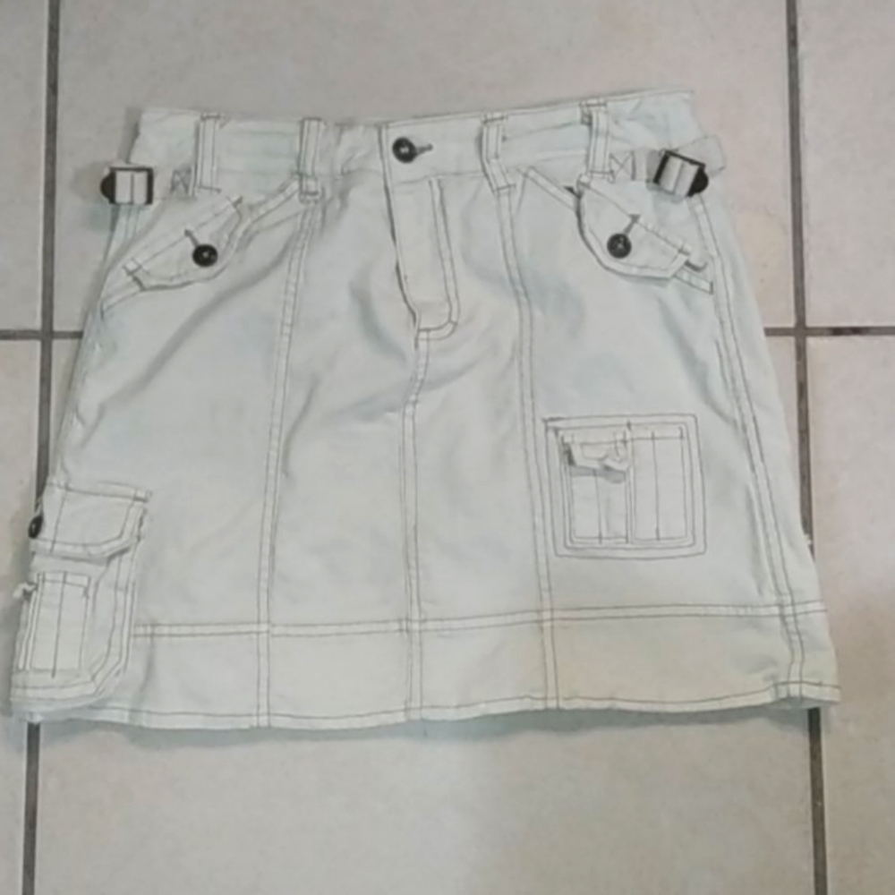 Mid-thigh Skirt